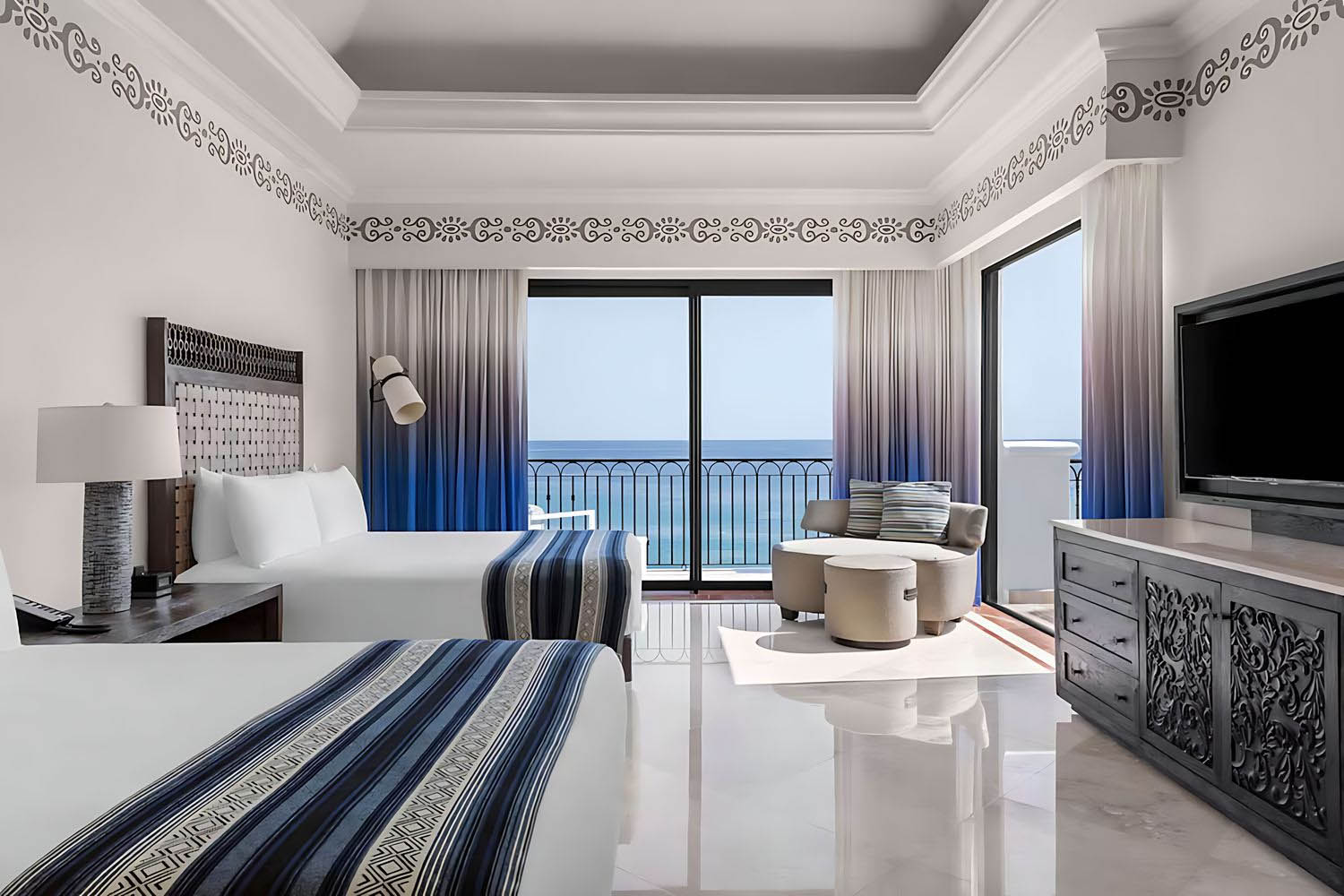 Presidential Suite 2 Bedroom Oceanfront LuxuriaVacations