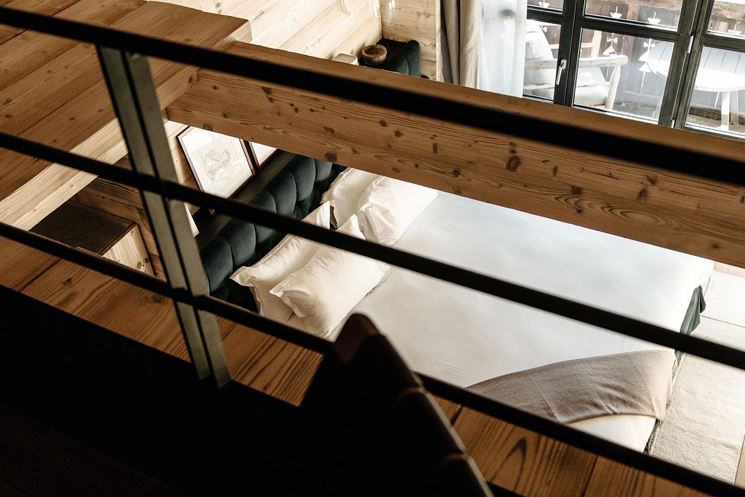 PRESTIGE LuxuriaVacations