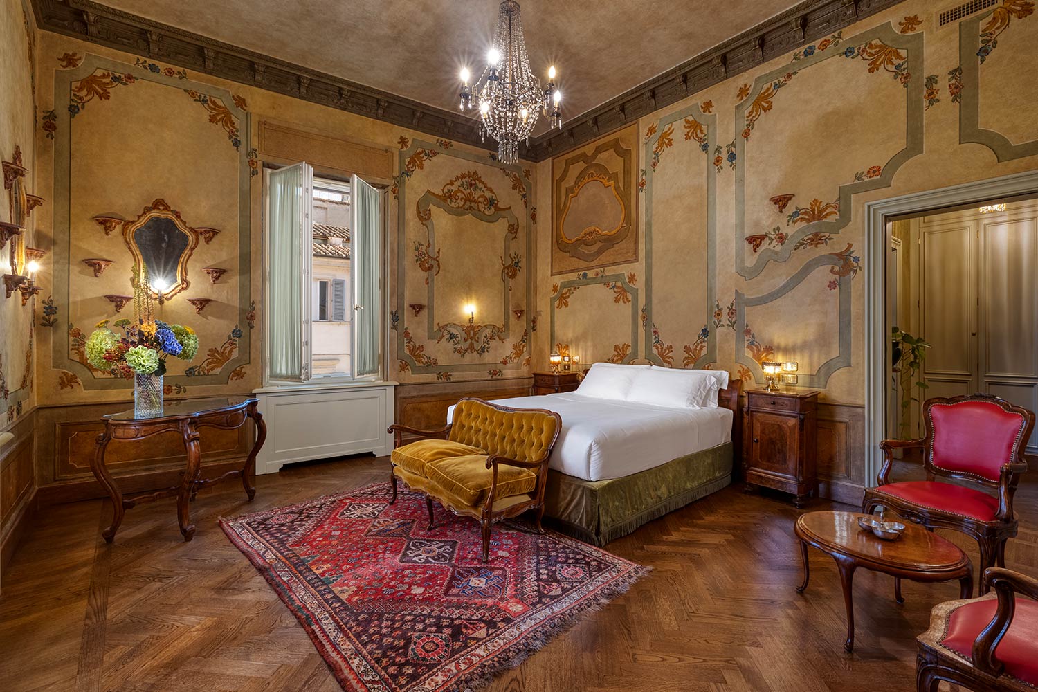 Prestige Deluxe "Degli Artisti" LuxuriaVacations