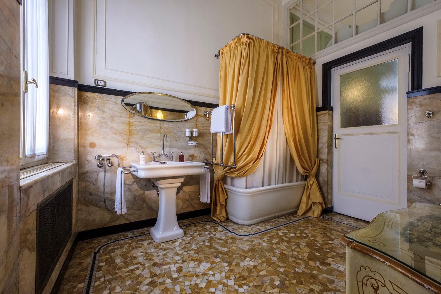 Prestige Deluxe "Matilde di Canossa" with balcony LuxuriaVacations