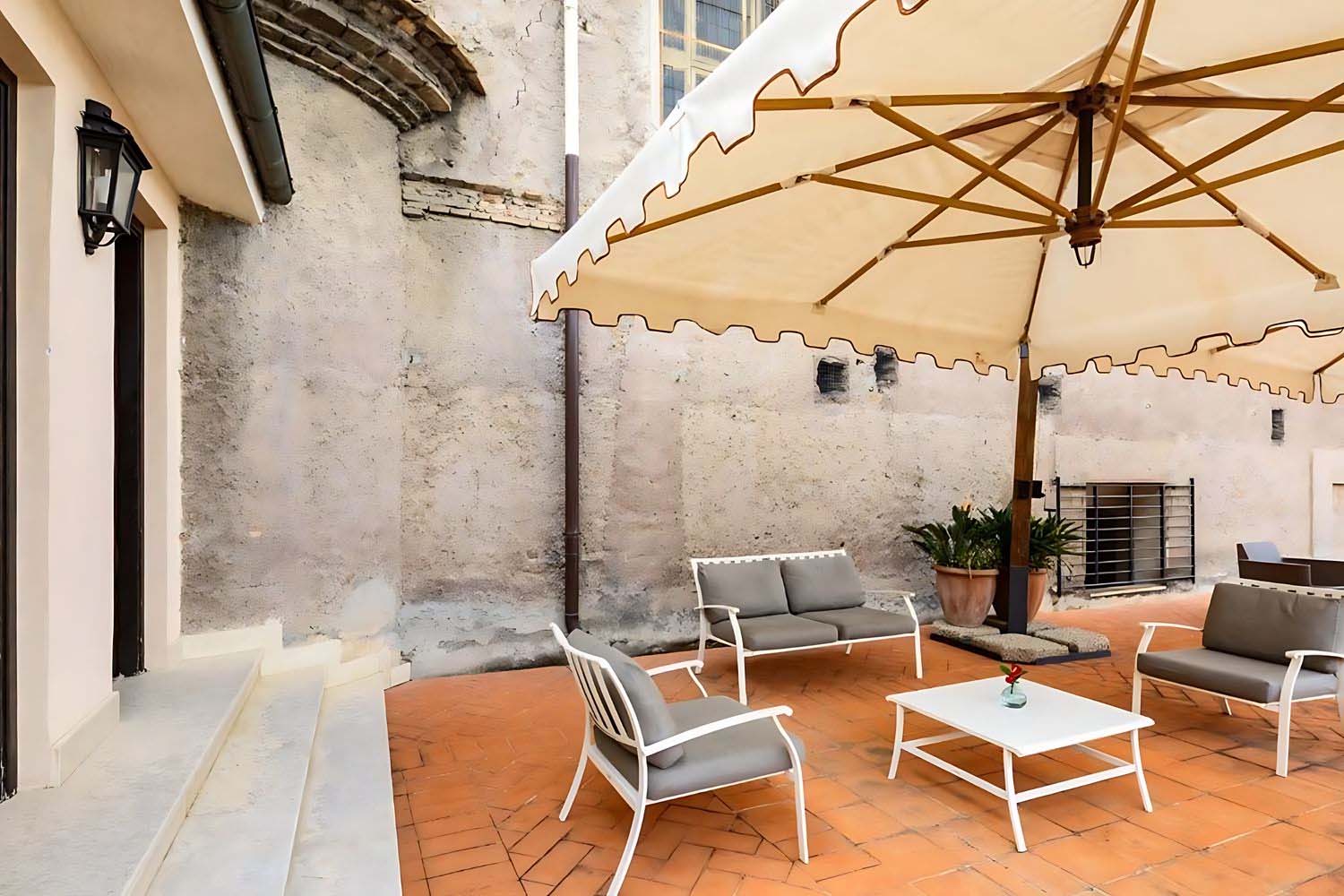 PRESTIGE DELUXE SAVELLI LuxuriaVacations