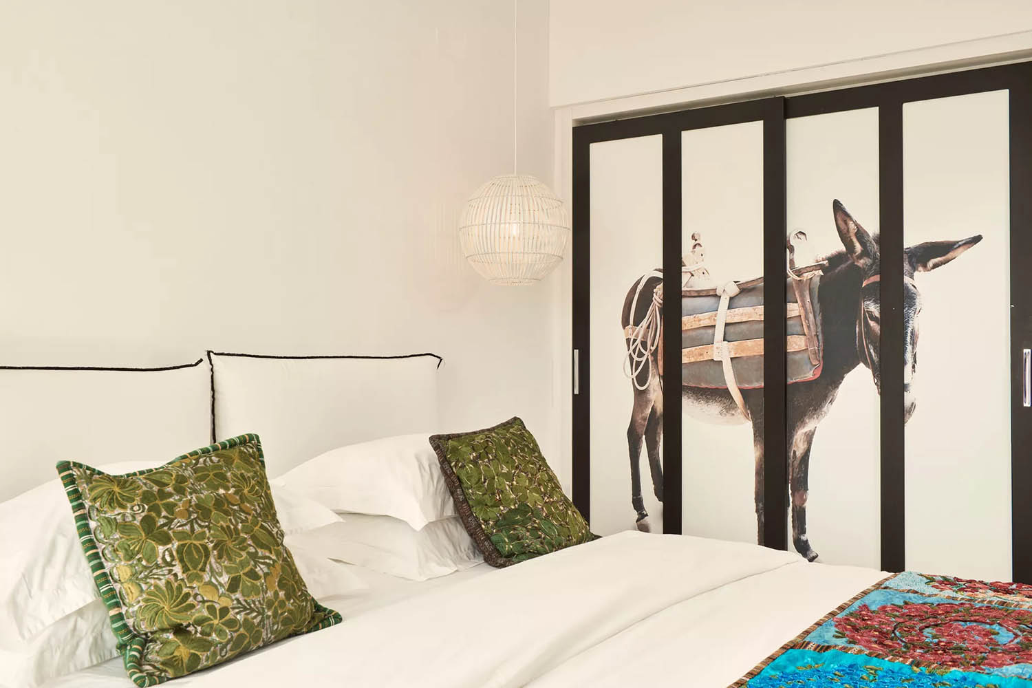 PRESTIGE Guestroom Sea View LuxuriaVacations