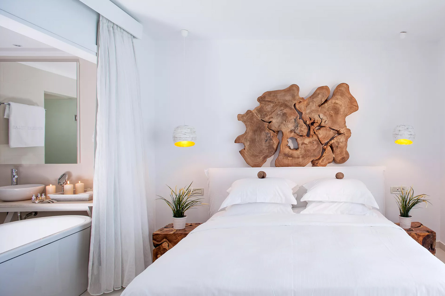 PRESTIGE Guestroom with Private Pool LuxuriaVacations