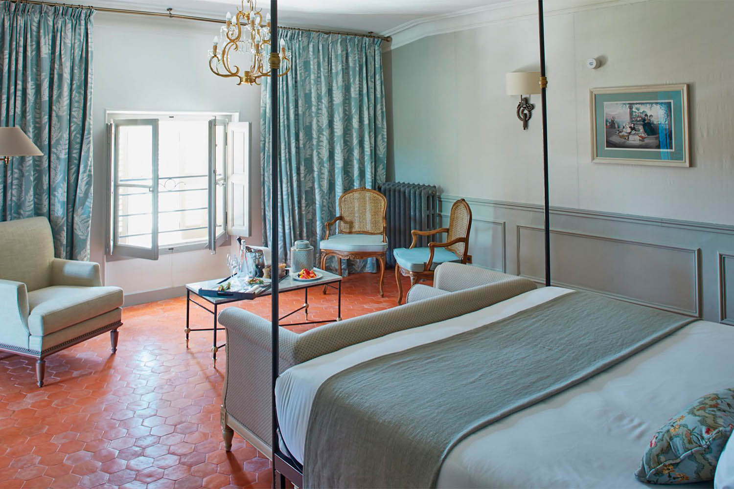 Prestige Room LuxuriaVacations