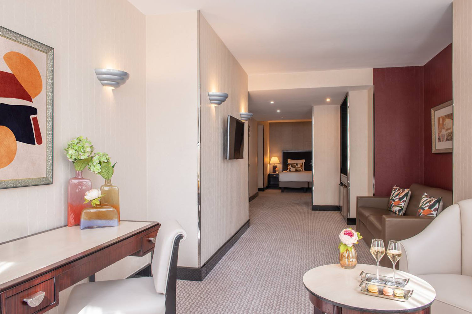 Prestige Suite LuxuriaVacations