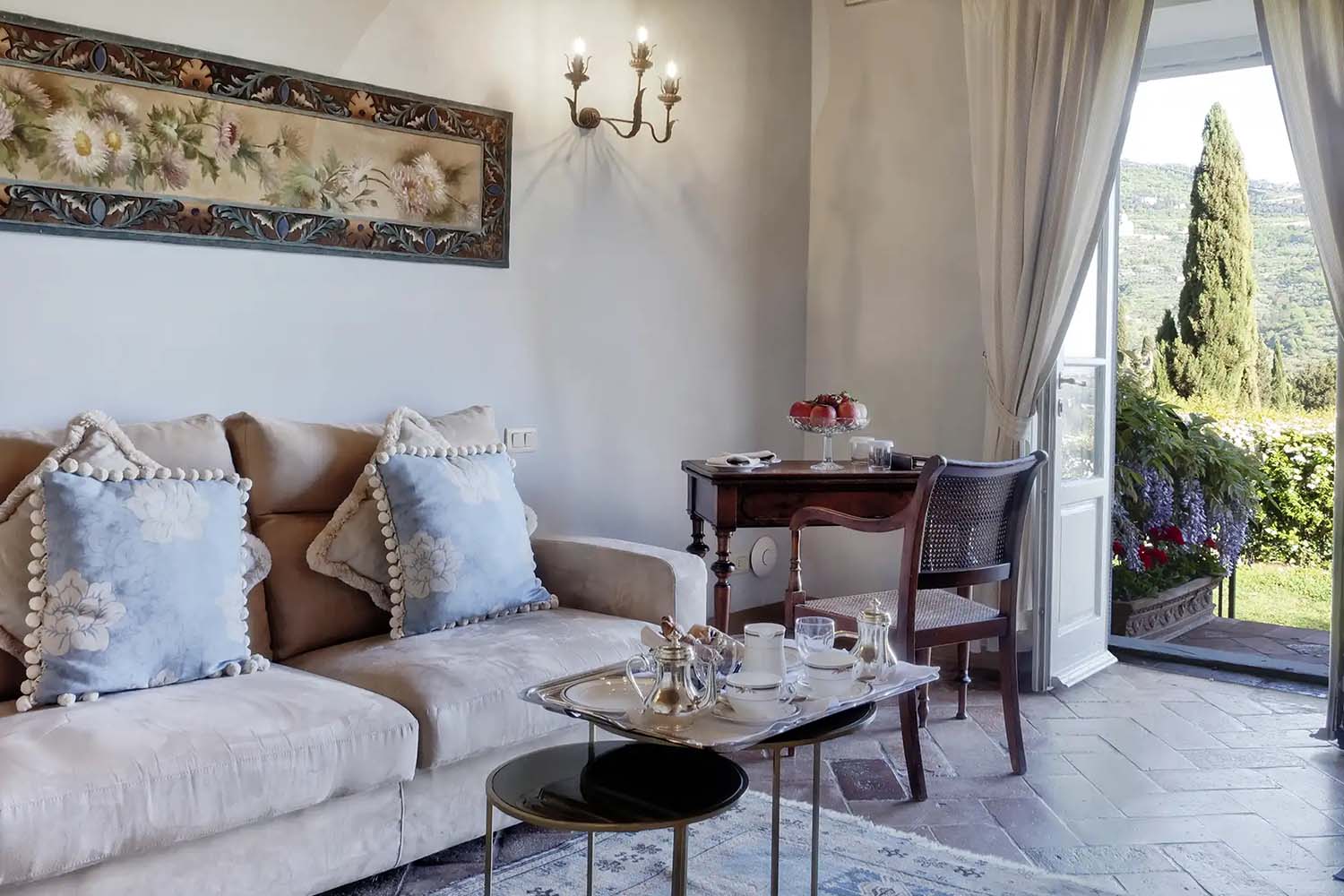 Prestige Suite LuxuriaVacations