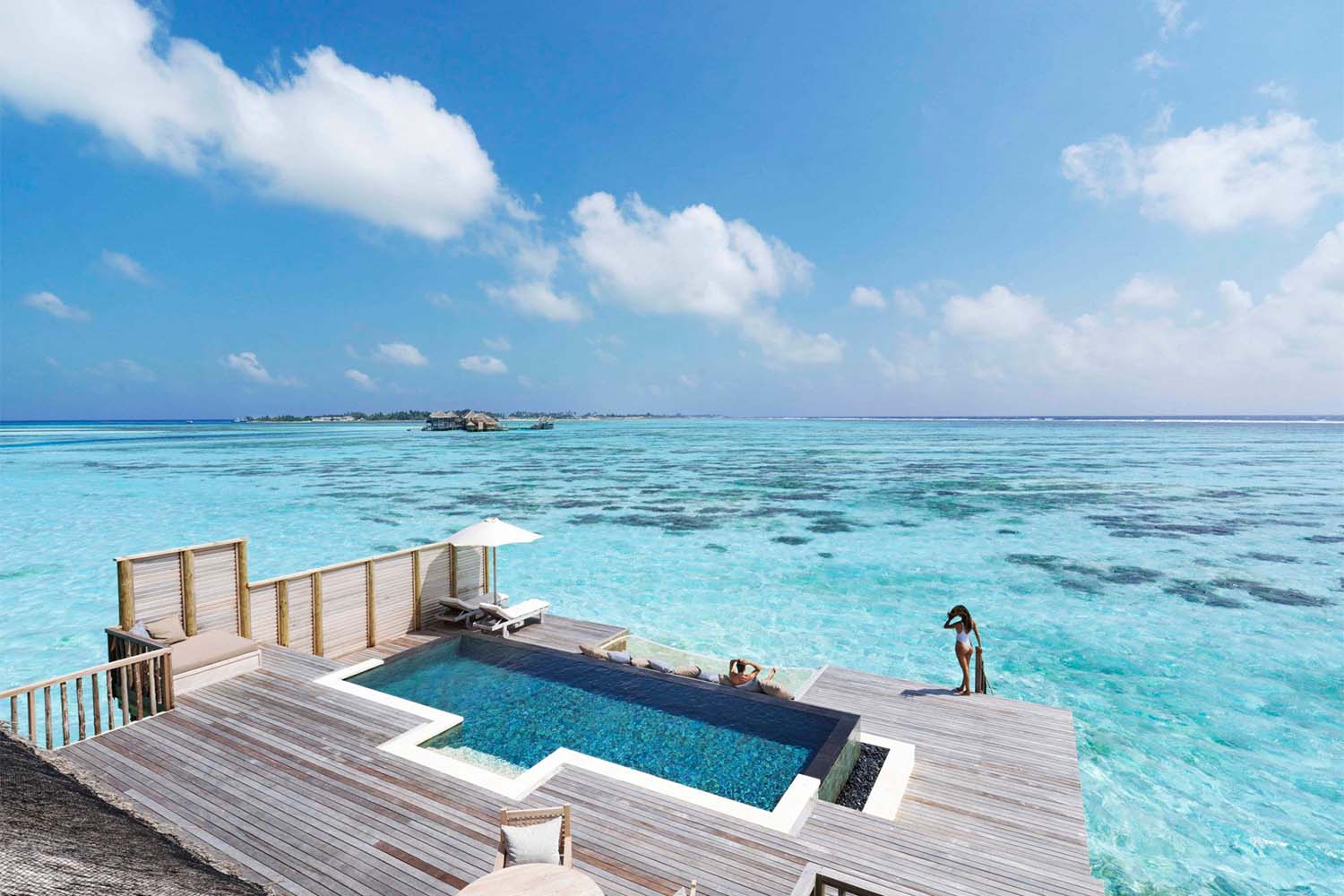 Residence with Pool LuxuriaVacations