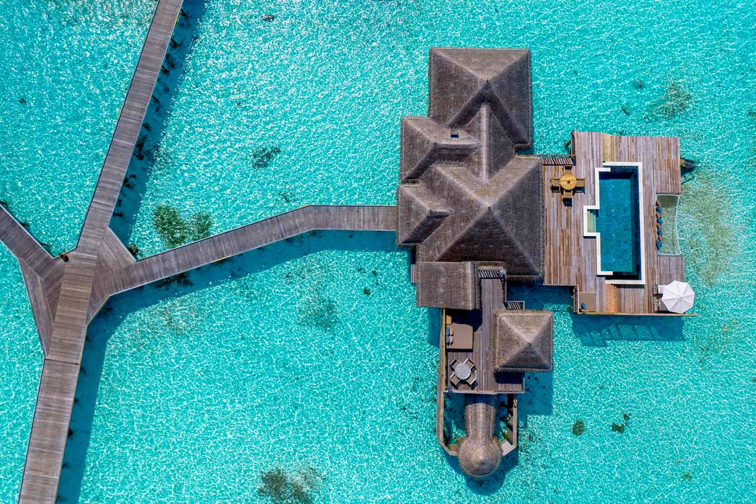 Residence with Pool LuxuriaVacations