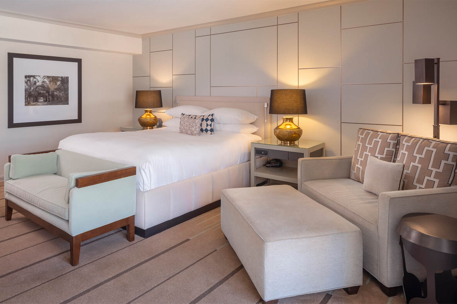 Resort Room - Patio Firepit - One King Bed LuxuriaVacations