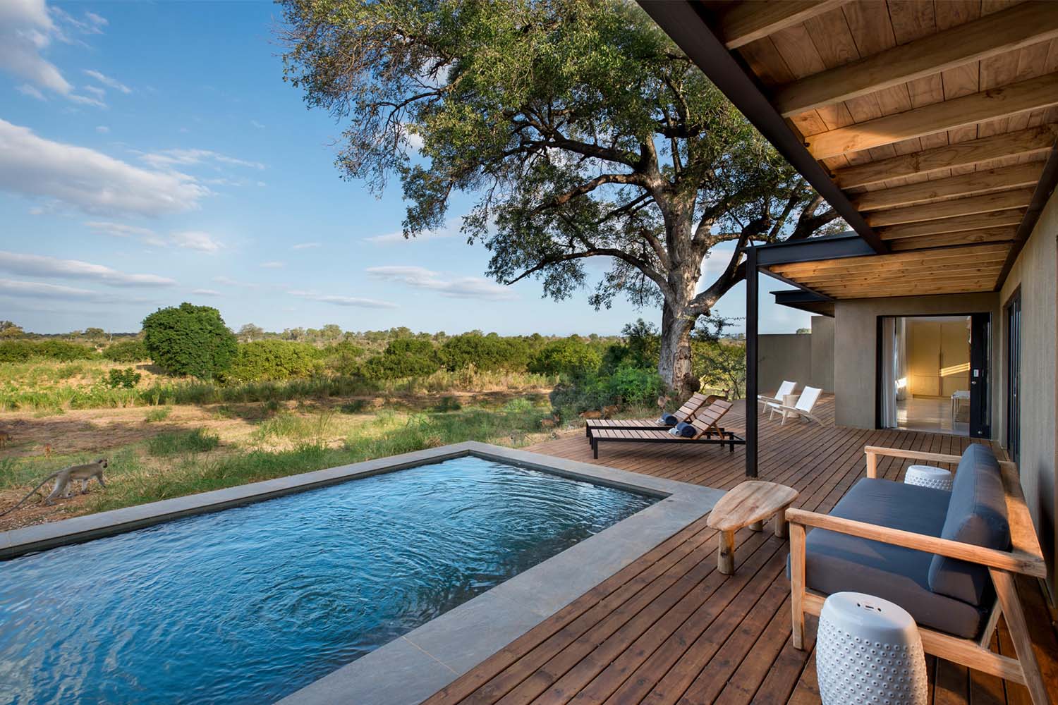 River Suite LuxuriaVacations