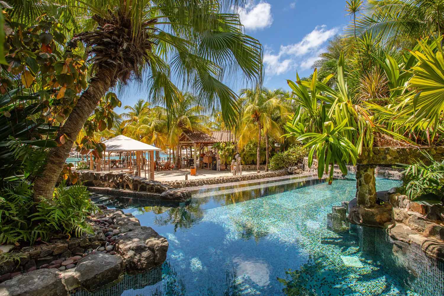 Romantic Pool Suite LuxuriaVacations