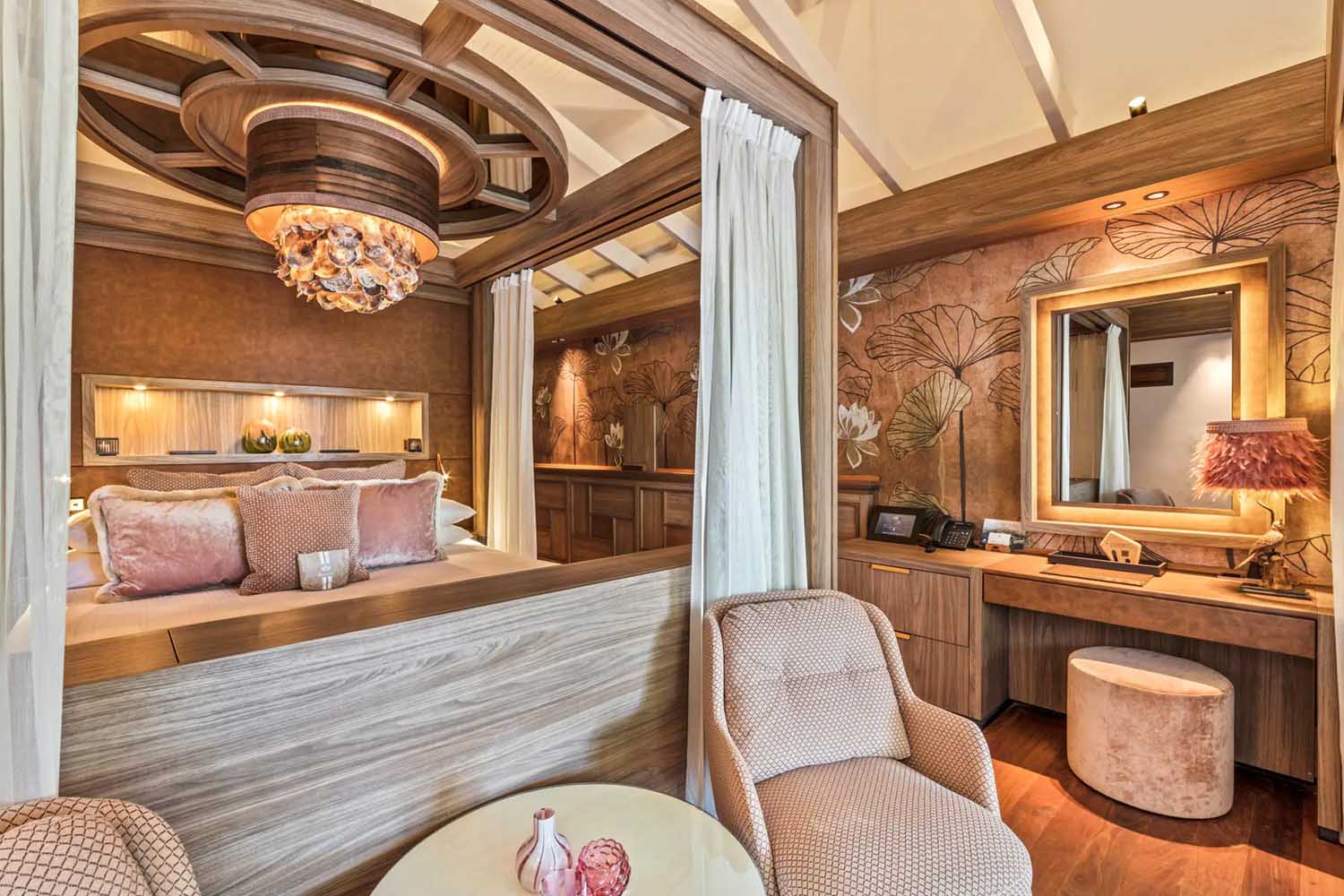 Romantic Pool Suite LuxuriaVacations