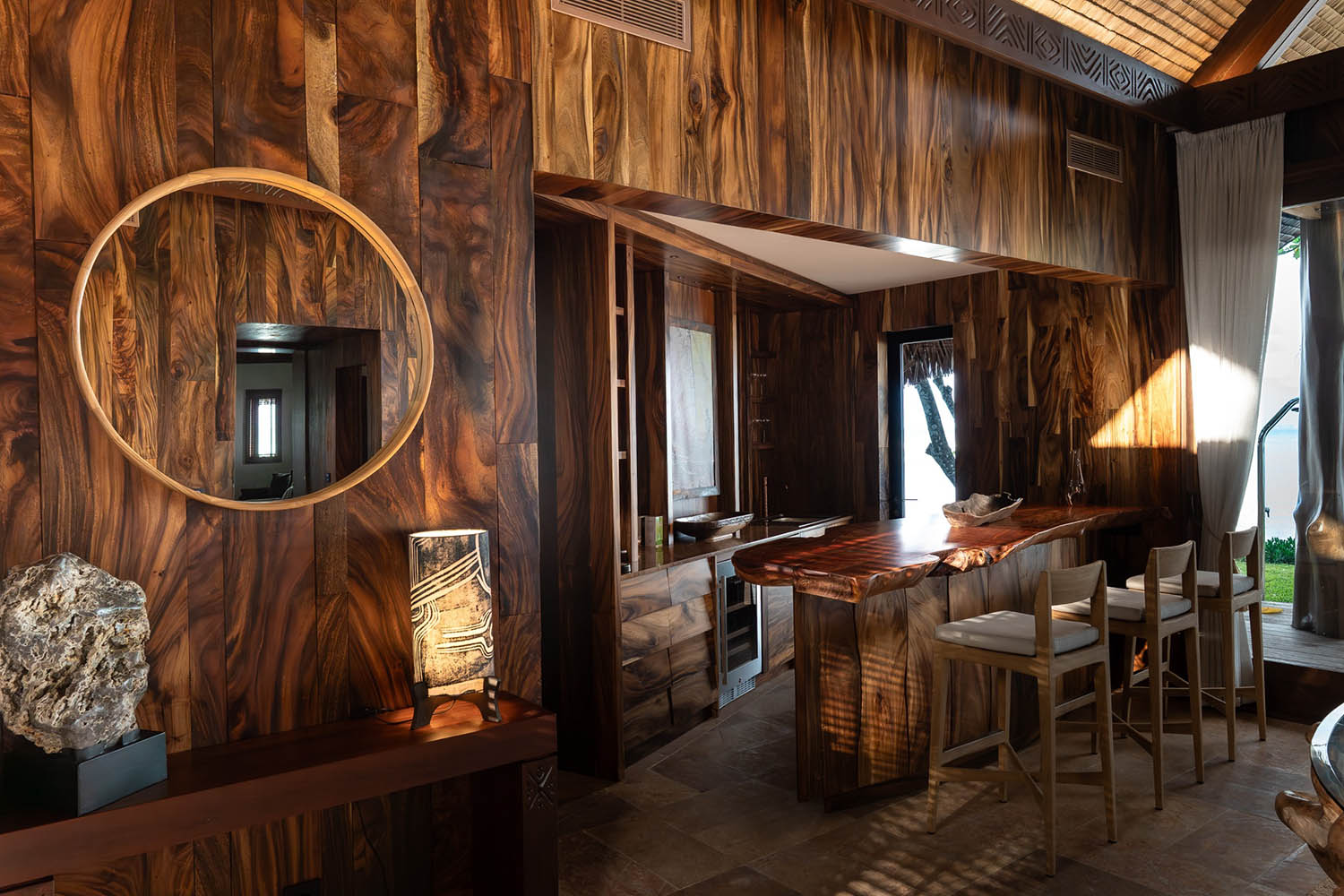 ROYAL BEACH VILLA WITH POOL LuxuriaVacations