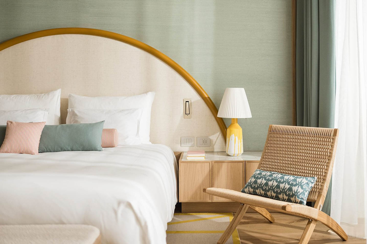 Salo Suite, 2-bedroom LuxuriaVacations
