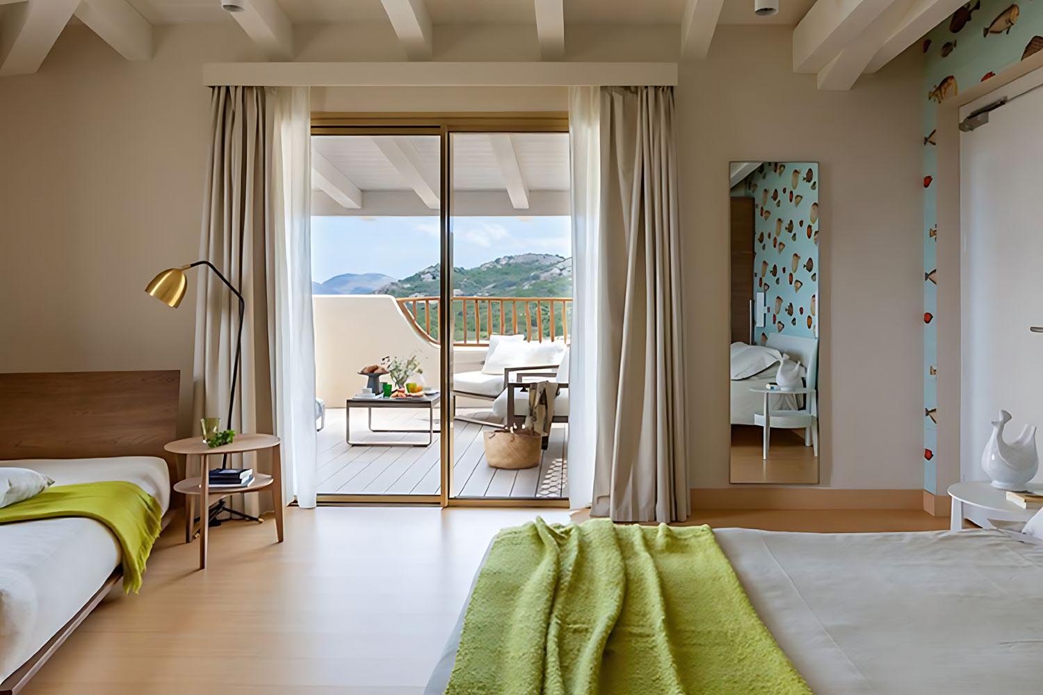 SEA VIEW EXECUTIVE LuxuriaVacations