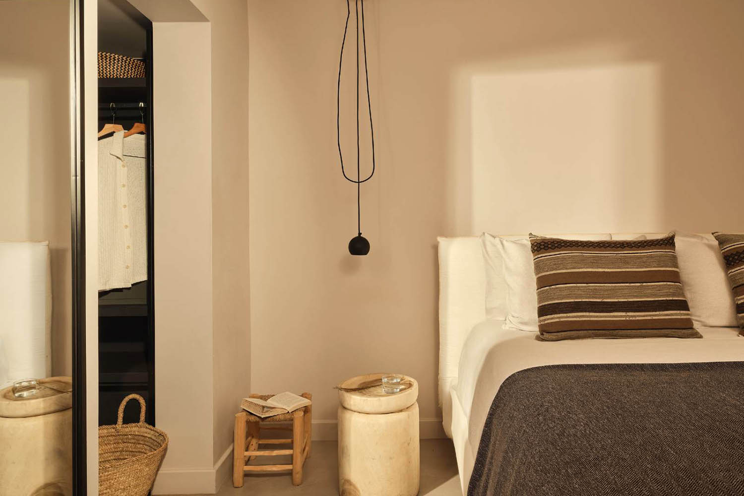 Seafront Bungalow LuxuriaVacations