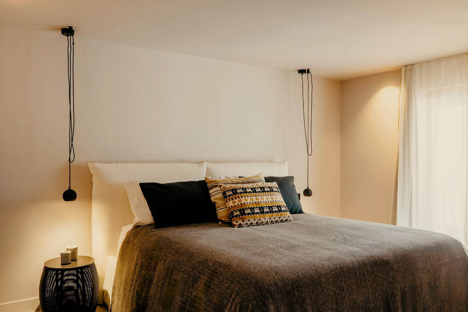 Seaview Suite - Main Building LuxuriaVacations