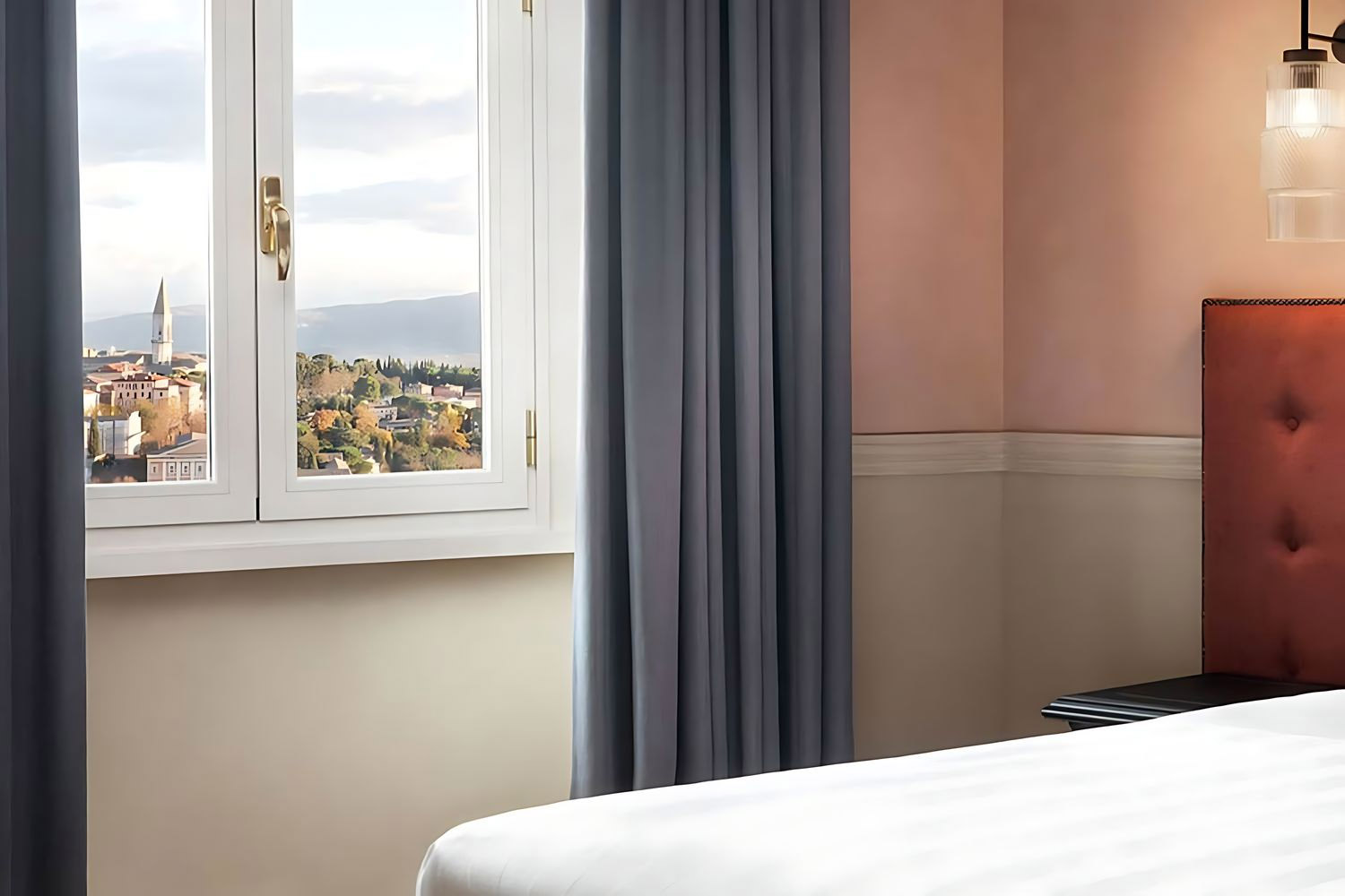 Signature Deluxe Room LuxuriaVacations