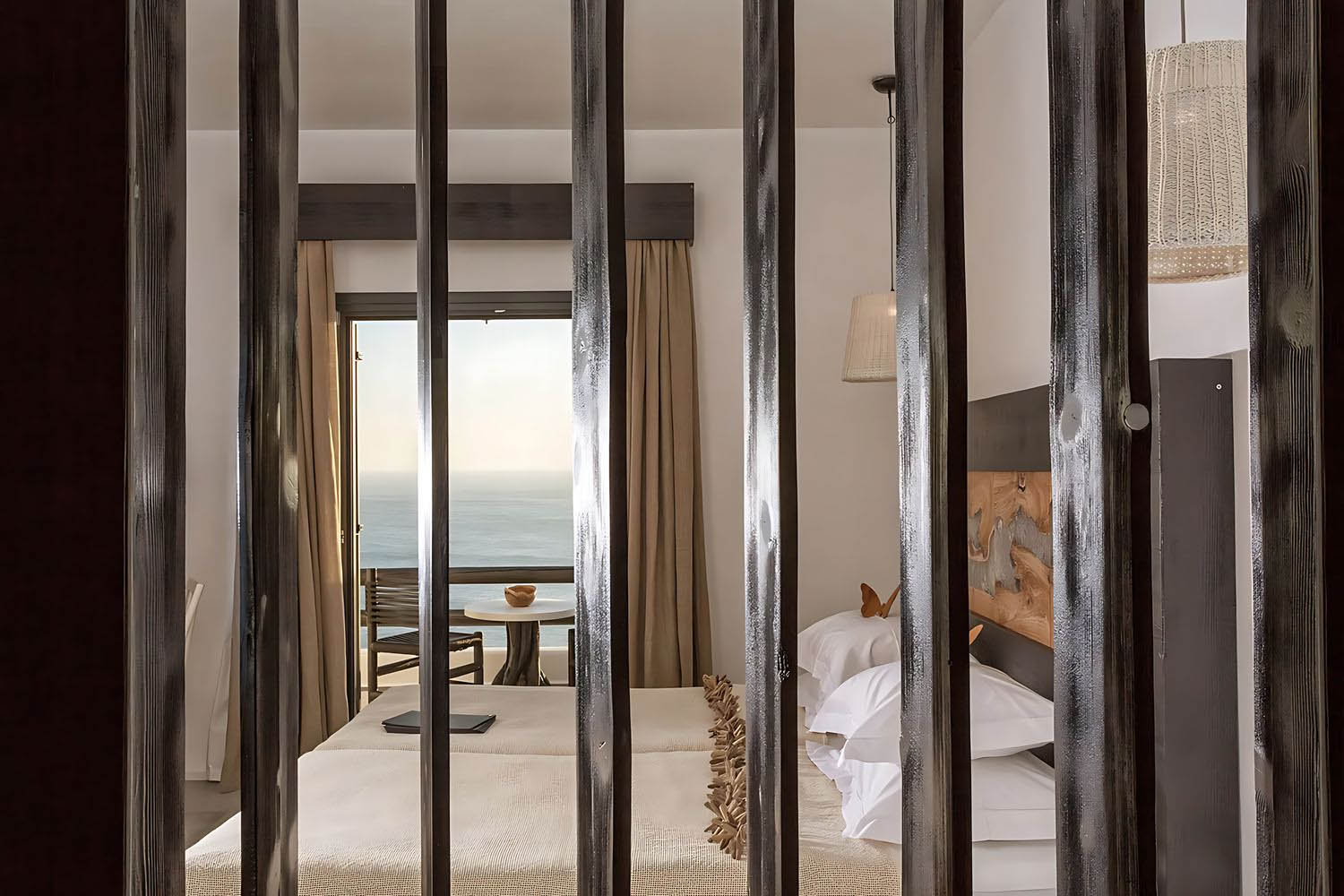 SIGNATURE Retreat Sea View GUESTROOM LuxuriaVacations