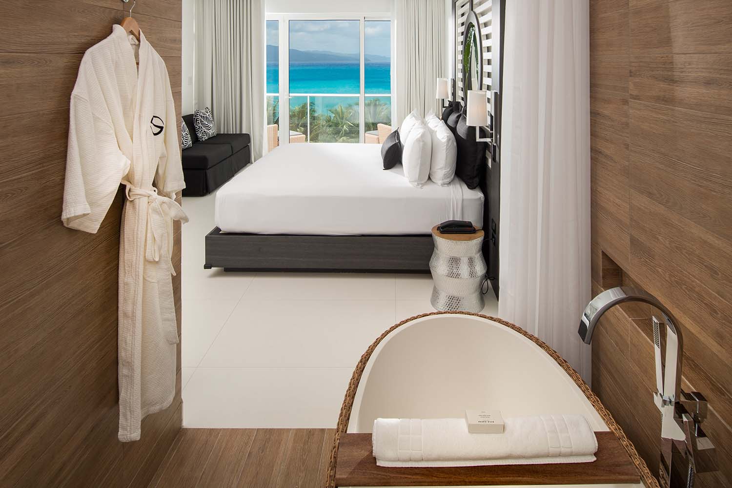 Sky Suite Ocean View LuxuriaVacations
