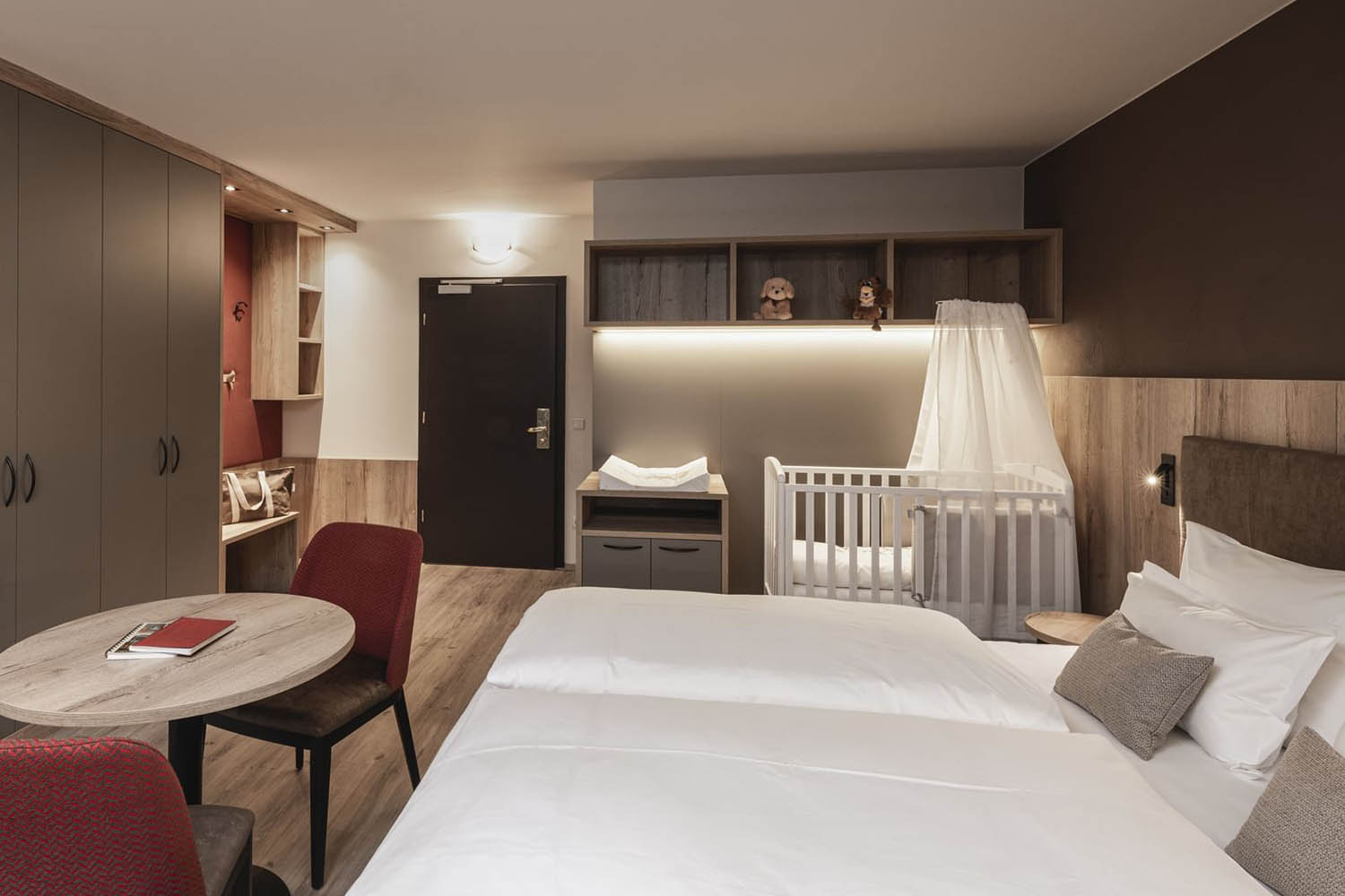 Smart Baby Room LuxuriaVacations