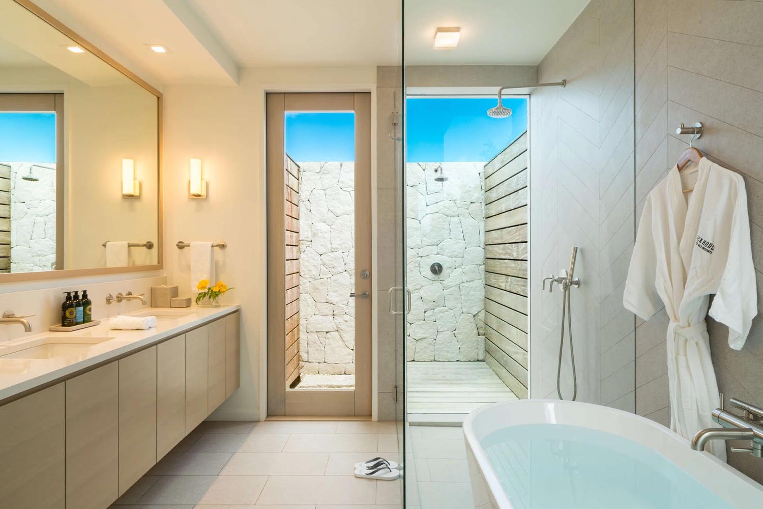 Standalone Ocean View Ridge One Bedroom LuxuriaVacations