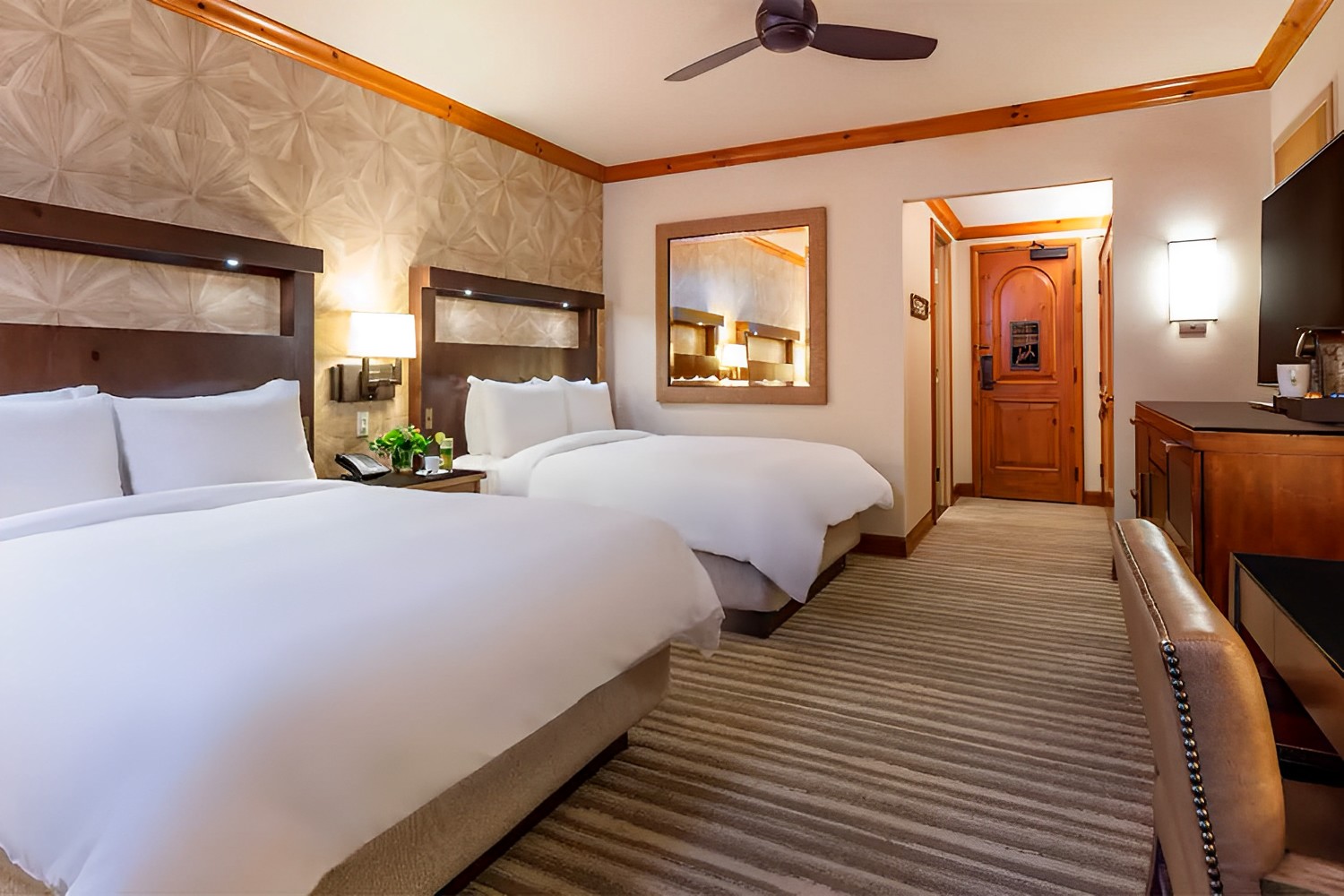 Standard Double LuxuriaVacations