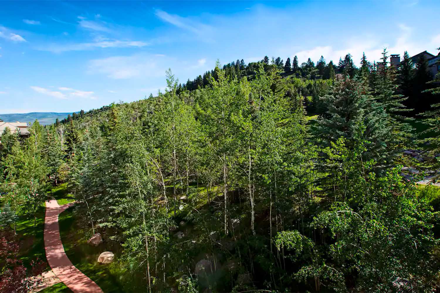 Standard King LuxuriaVacations