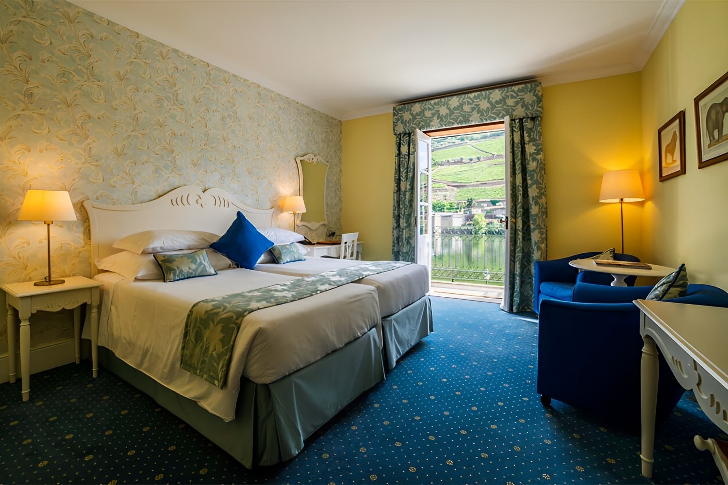 Standard Room LuxuriaVacations