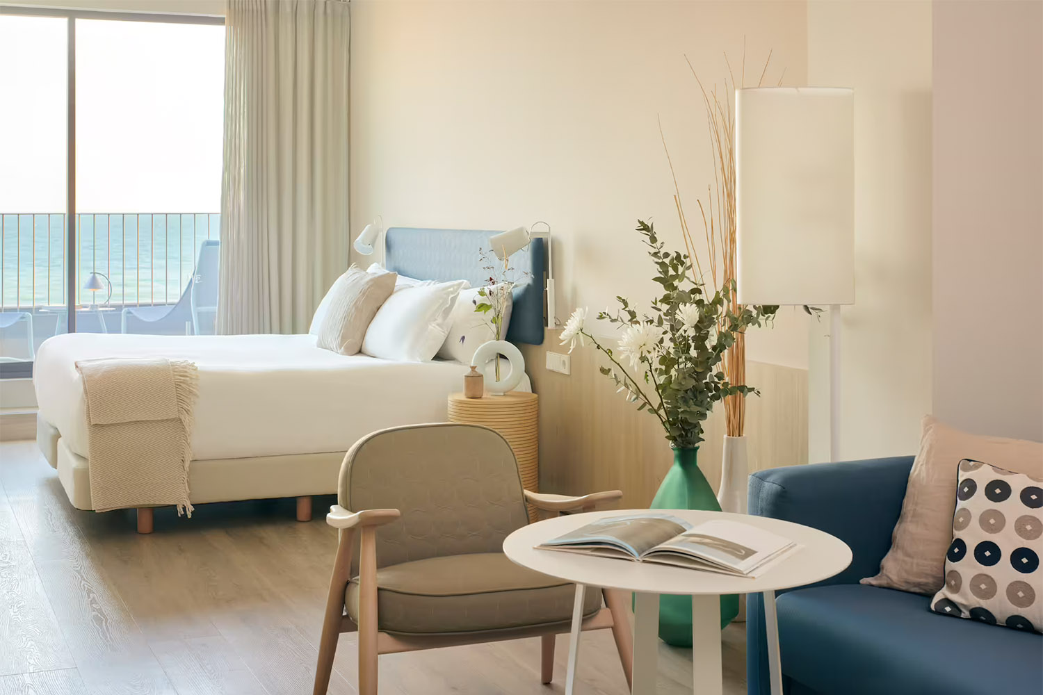 Studio ME + Junior Suite Sea View LuxuriaVacations