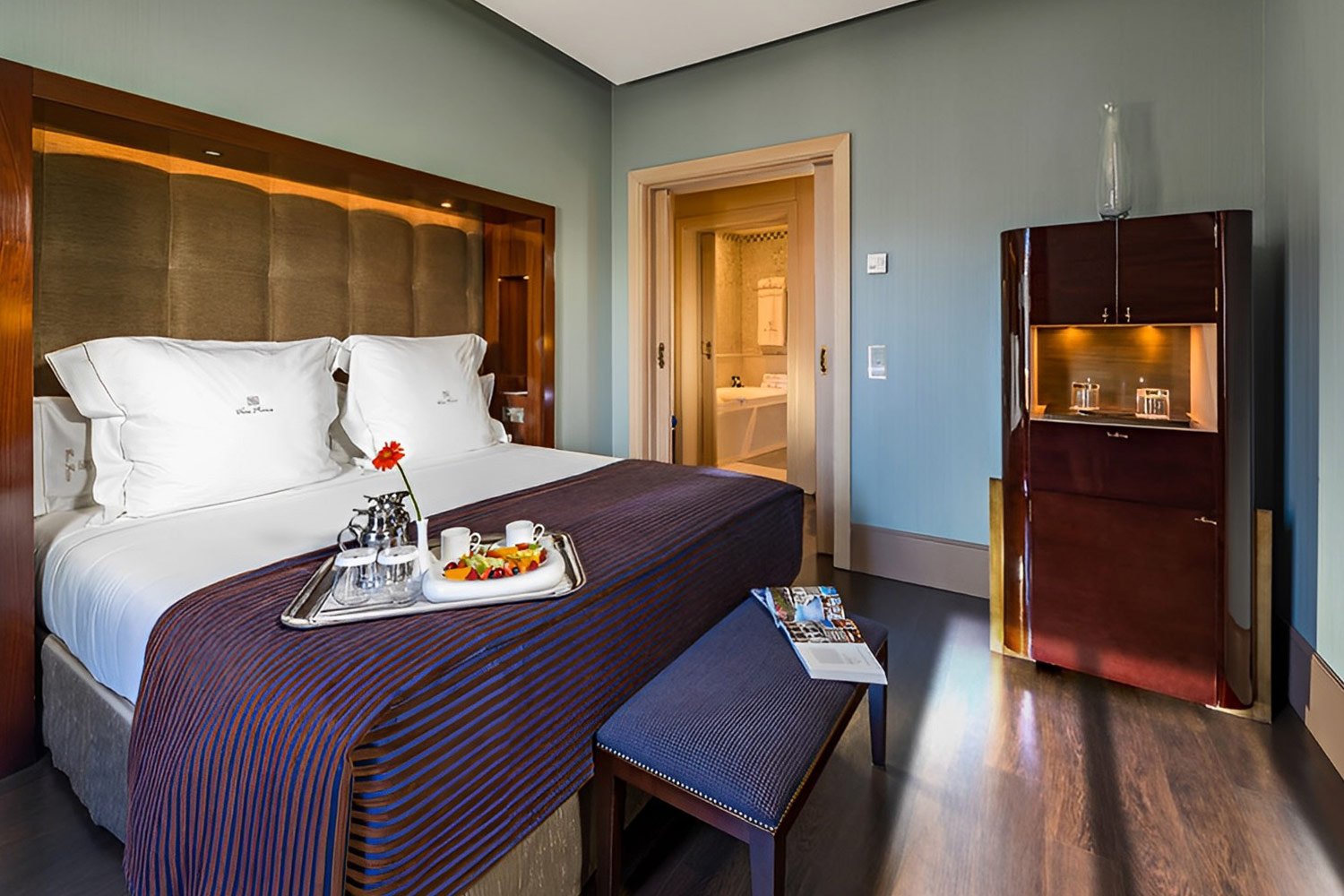 Suite LuxuriaVacations