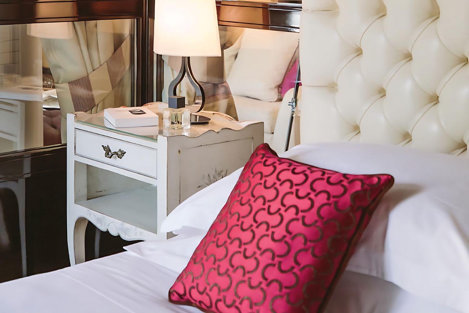 Suite Cavour LuxuriaVacations