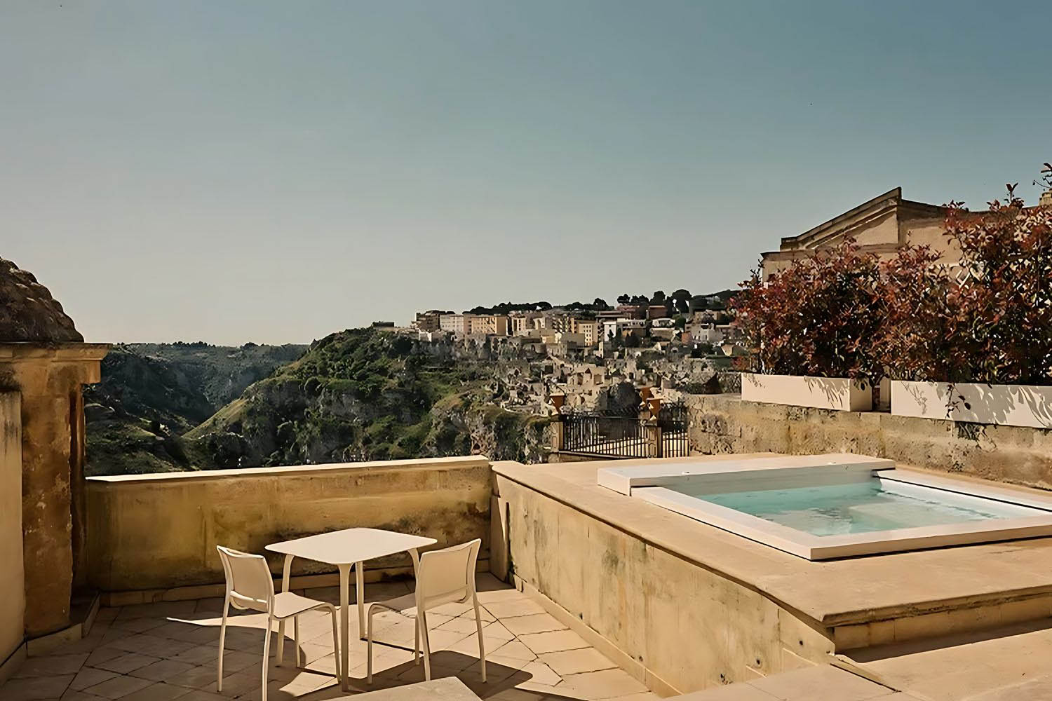 Suite With Private Pool LuxuriaVacations