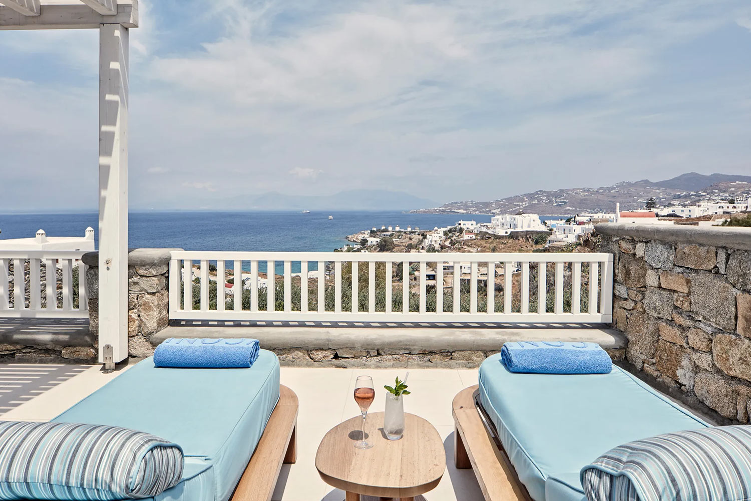 SUNSET Junior Suite with Sea View & Outdoor Jacuzzi LuxuriaVacations