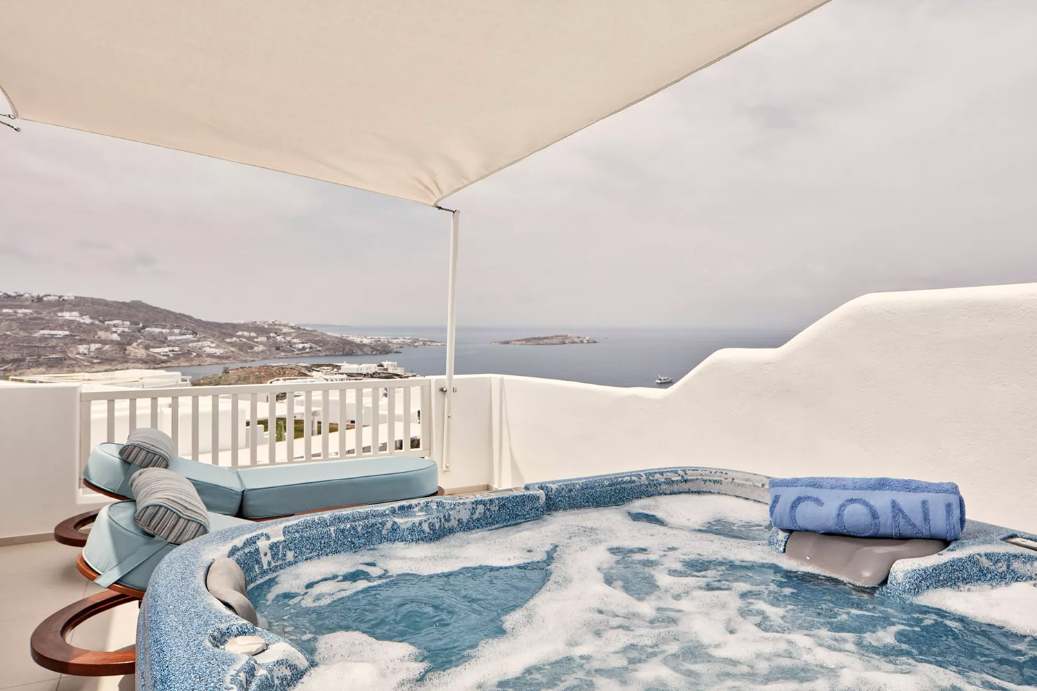 SUNSET Junior Suite with Sea View & Outdoor Jacuzzi LuxuriaVacations