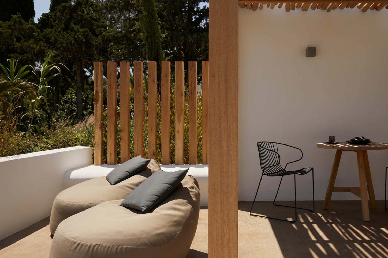 Superior Beachfront Bungalow LuxuriaVacations
