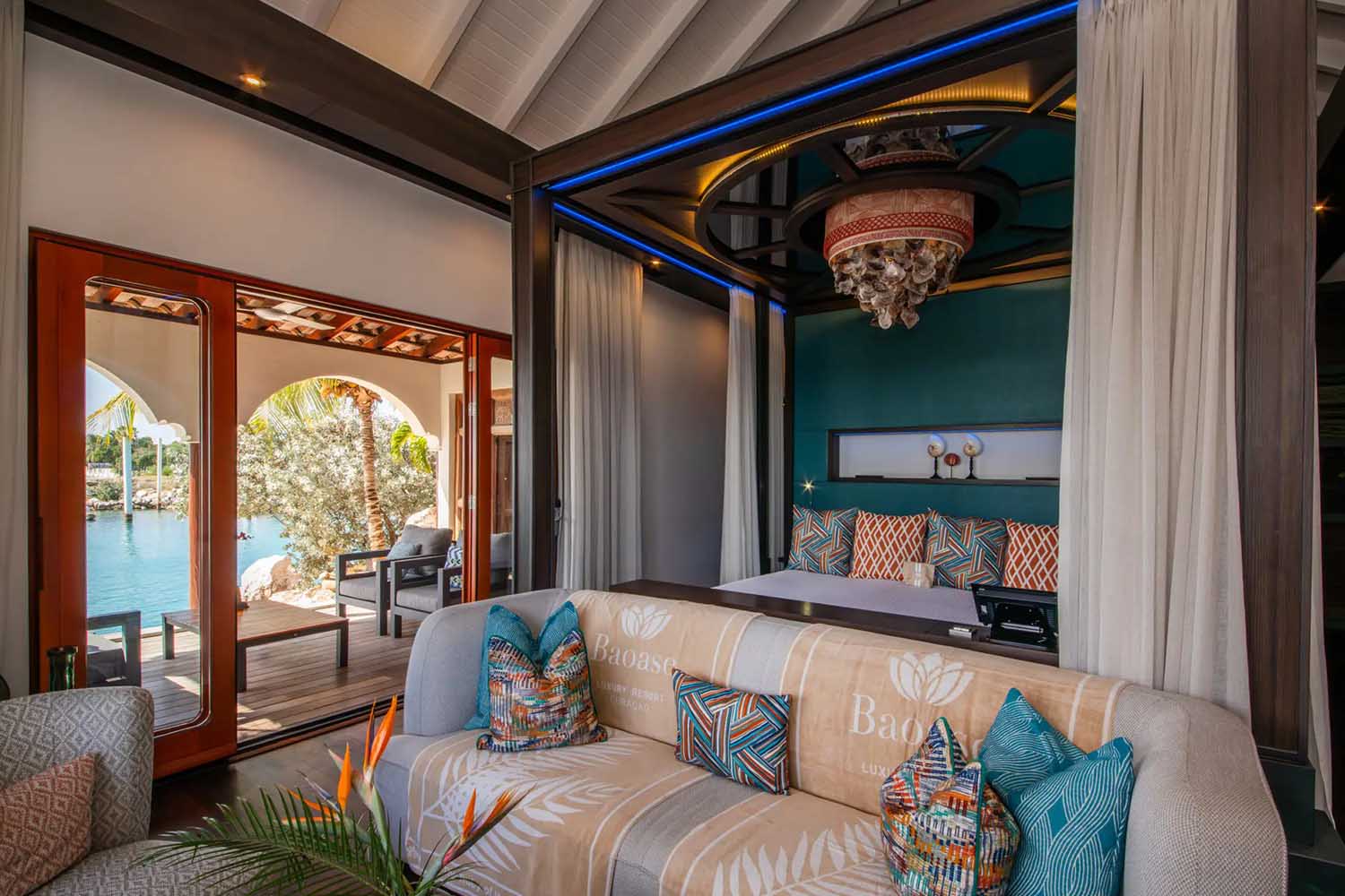 Superior Beachfront Pool Suite LuxuriaVacations