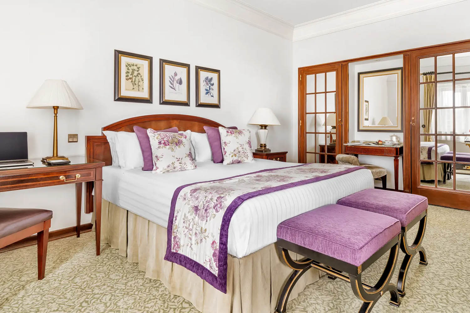 Superior Deluxe Room with sea view LuxuriaVacations