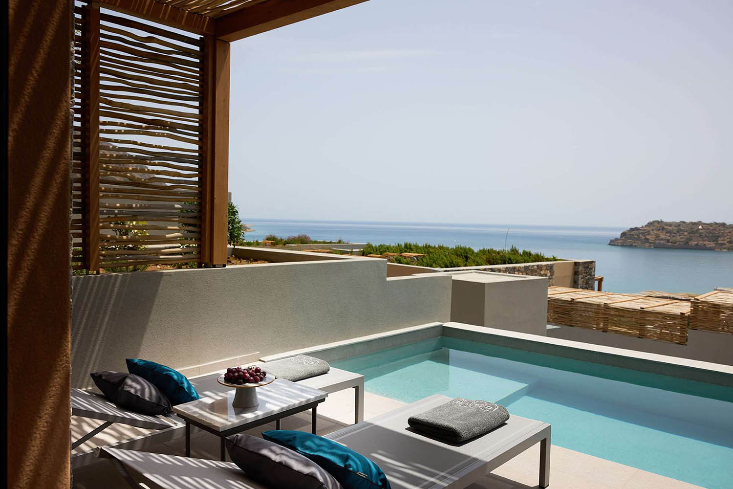 Superior Family Room with Private Pool - Sea View LuxuriaVacations