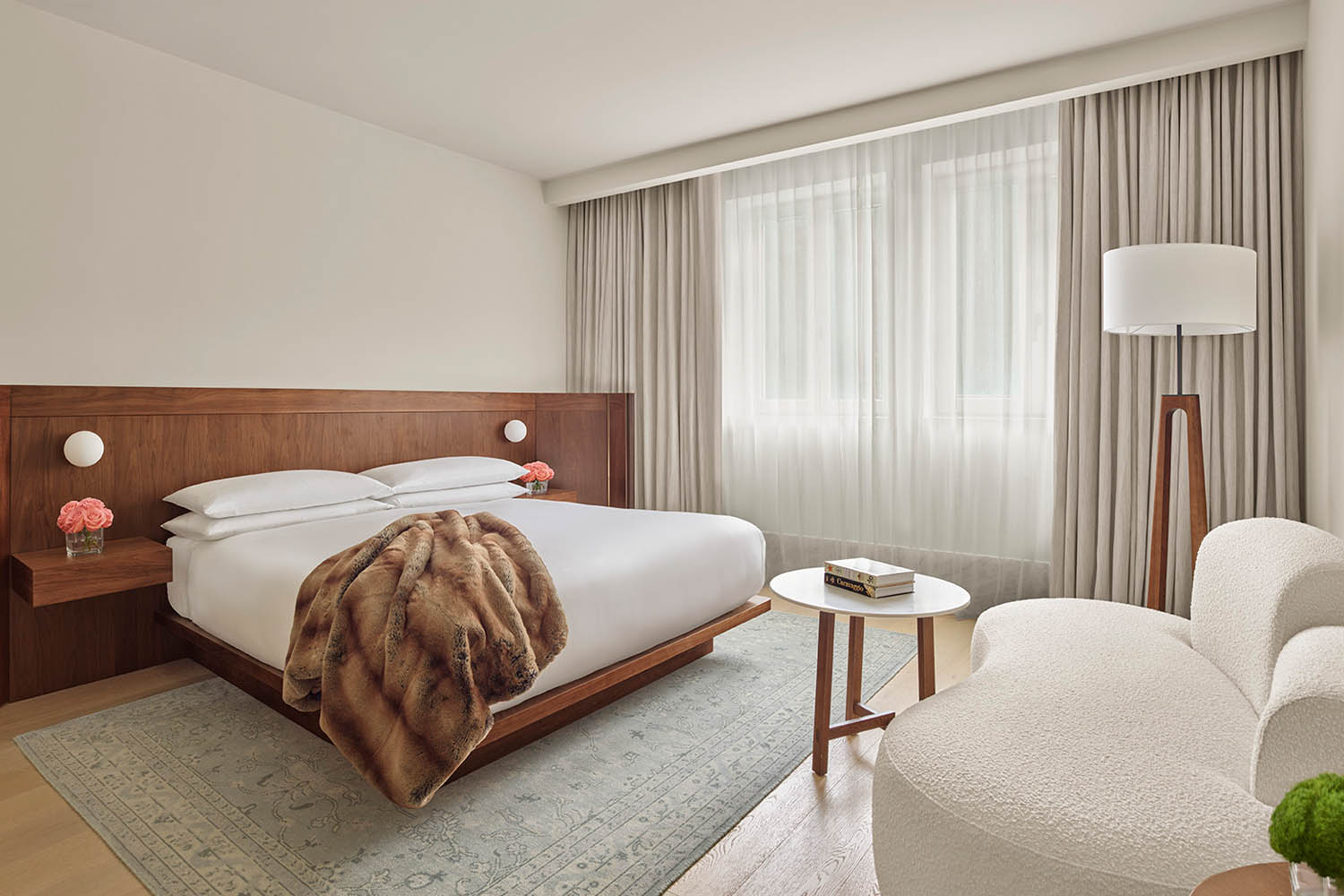 Superior, Guest room, 1 King LuxuriaVacations