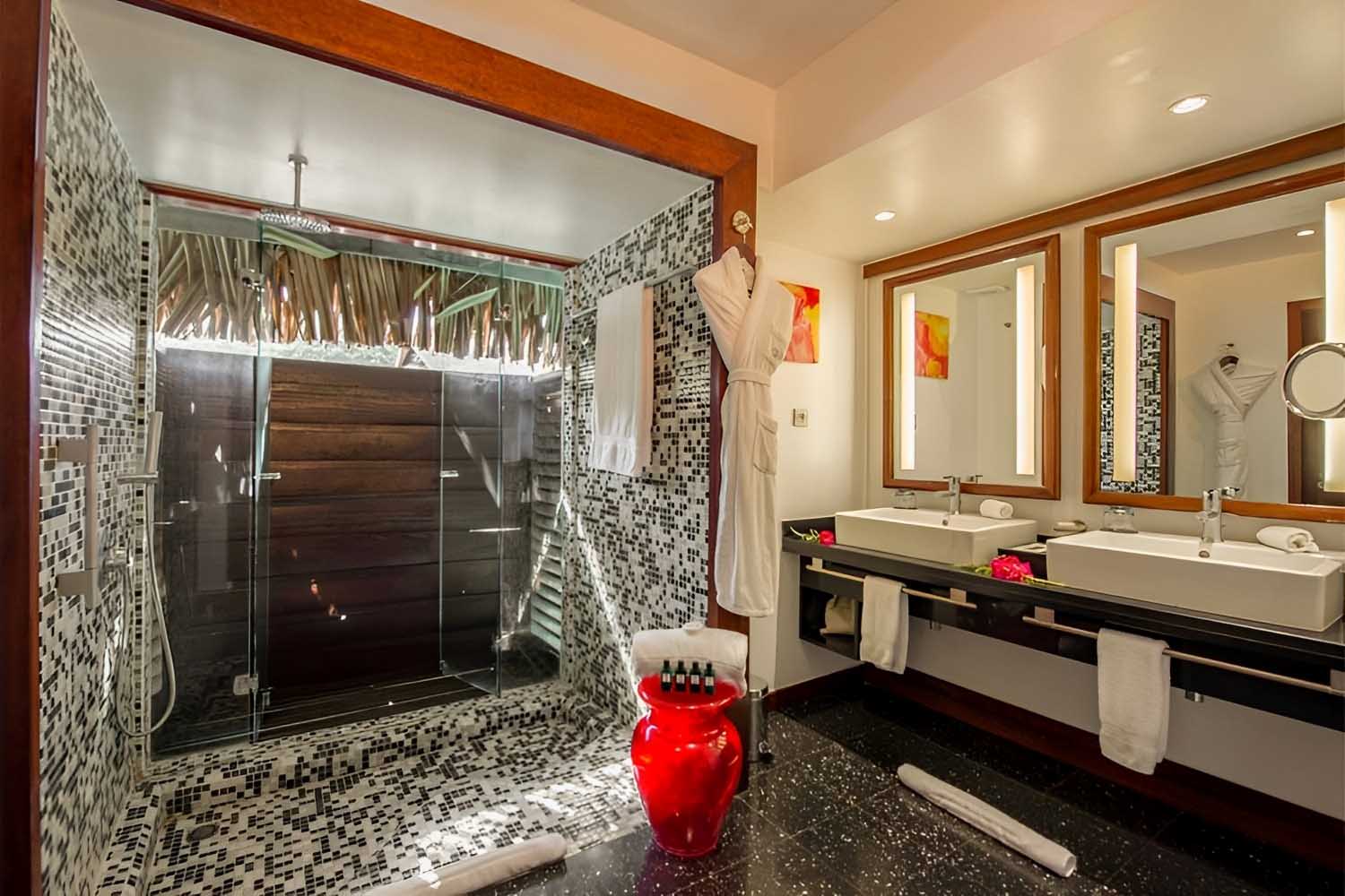 Superior Horizon Overwater Bungalow LuxuriaVacations