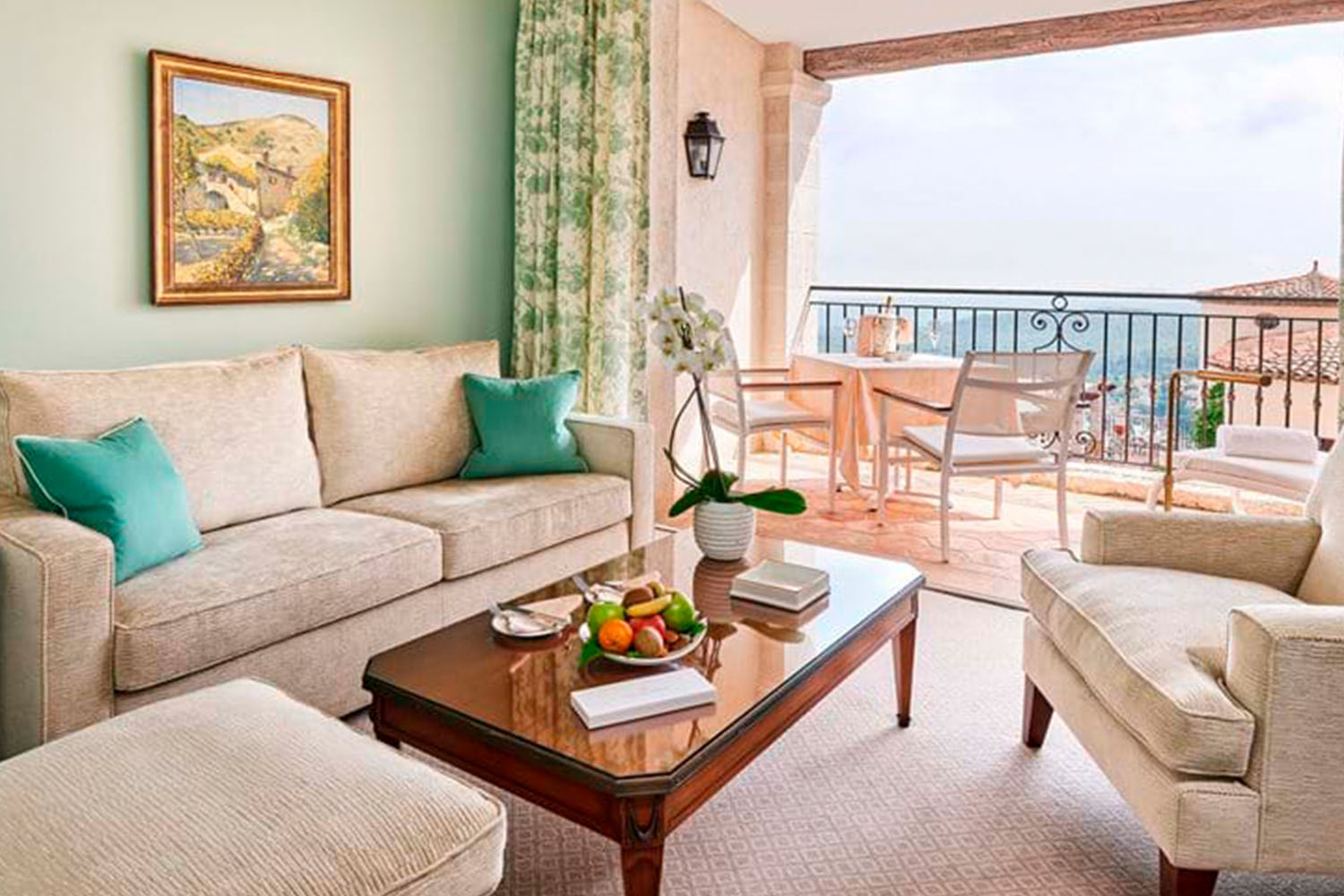 Superior Junior Suite LuxuriaVacations