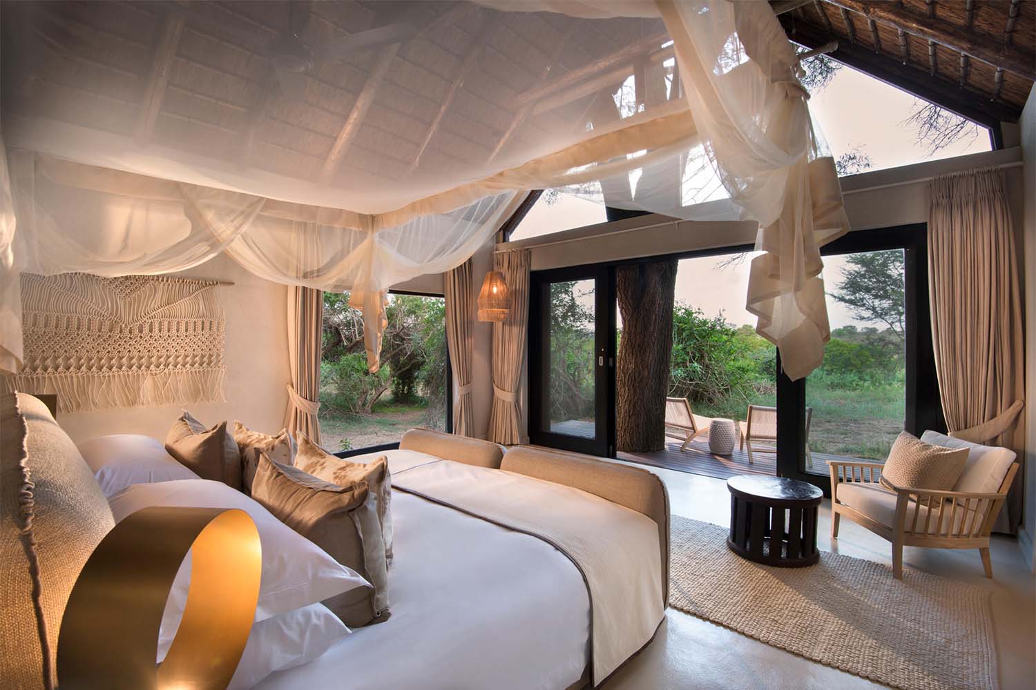 Superior Luxury Suites LuxuriaVacations
