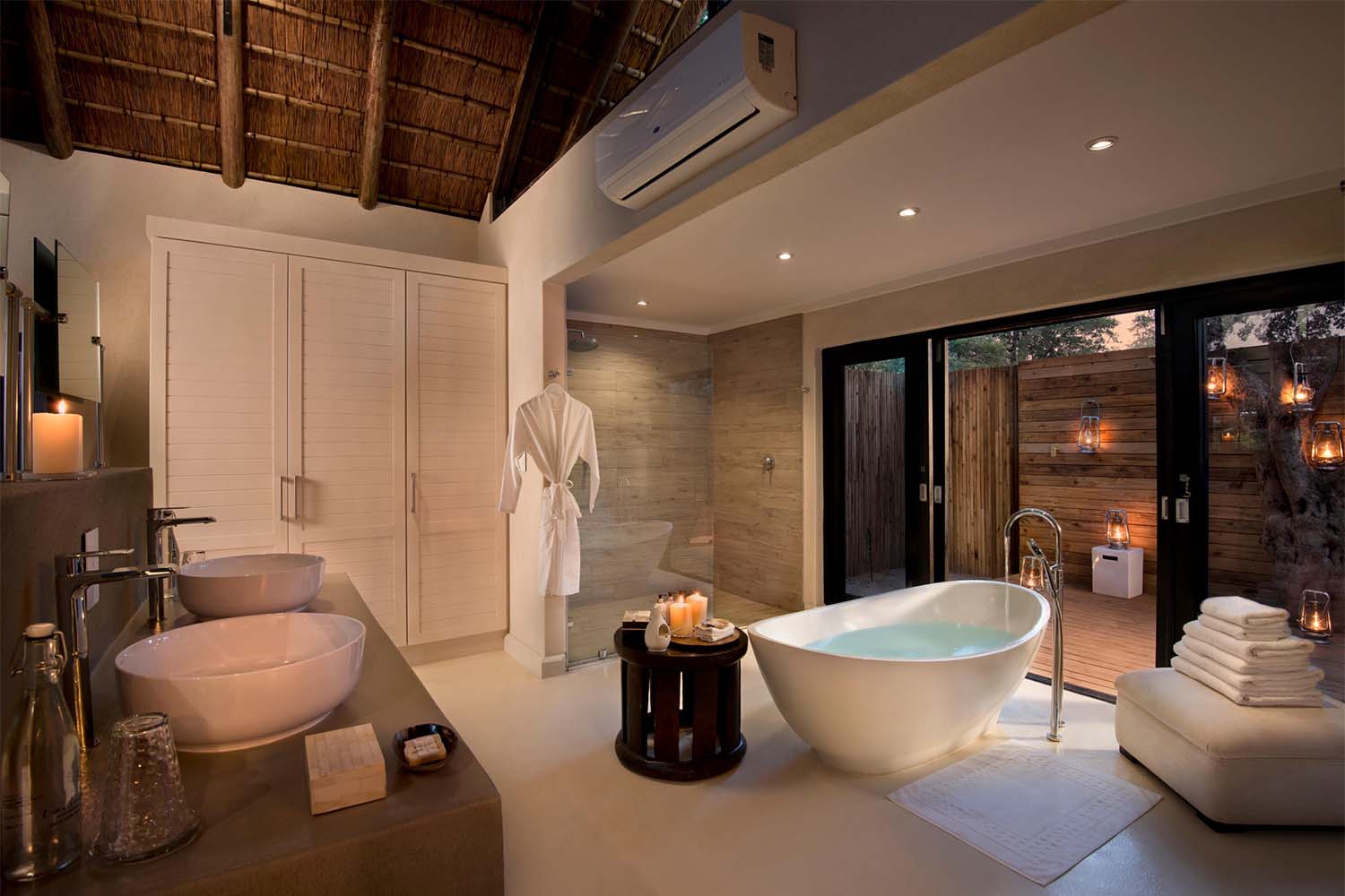 Superior Luxury Suites LuxuriaVacations