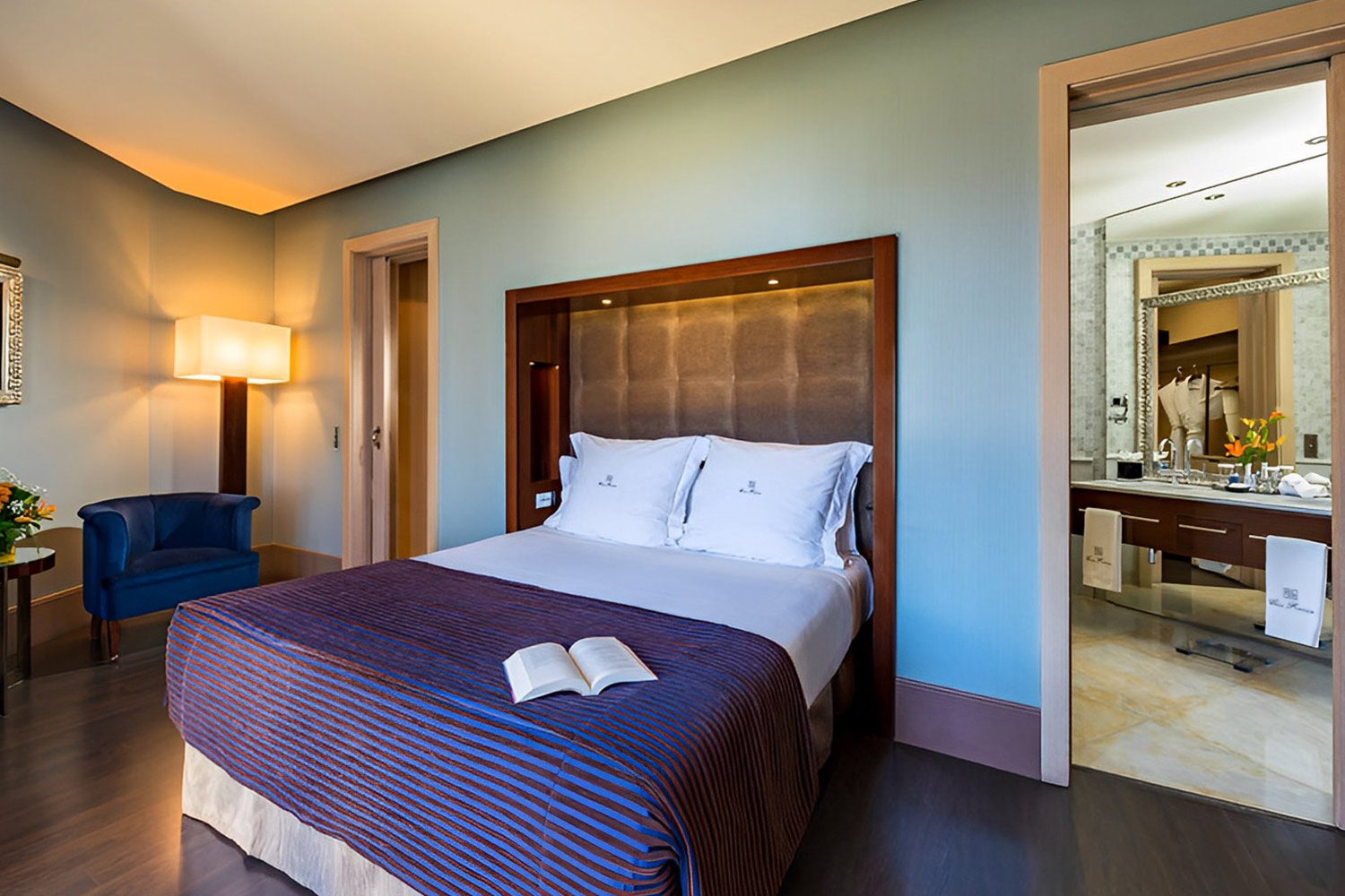 Superior Room LuxuriaVacations