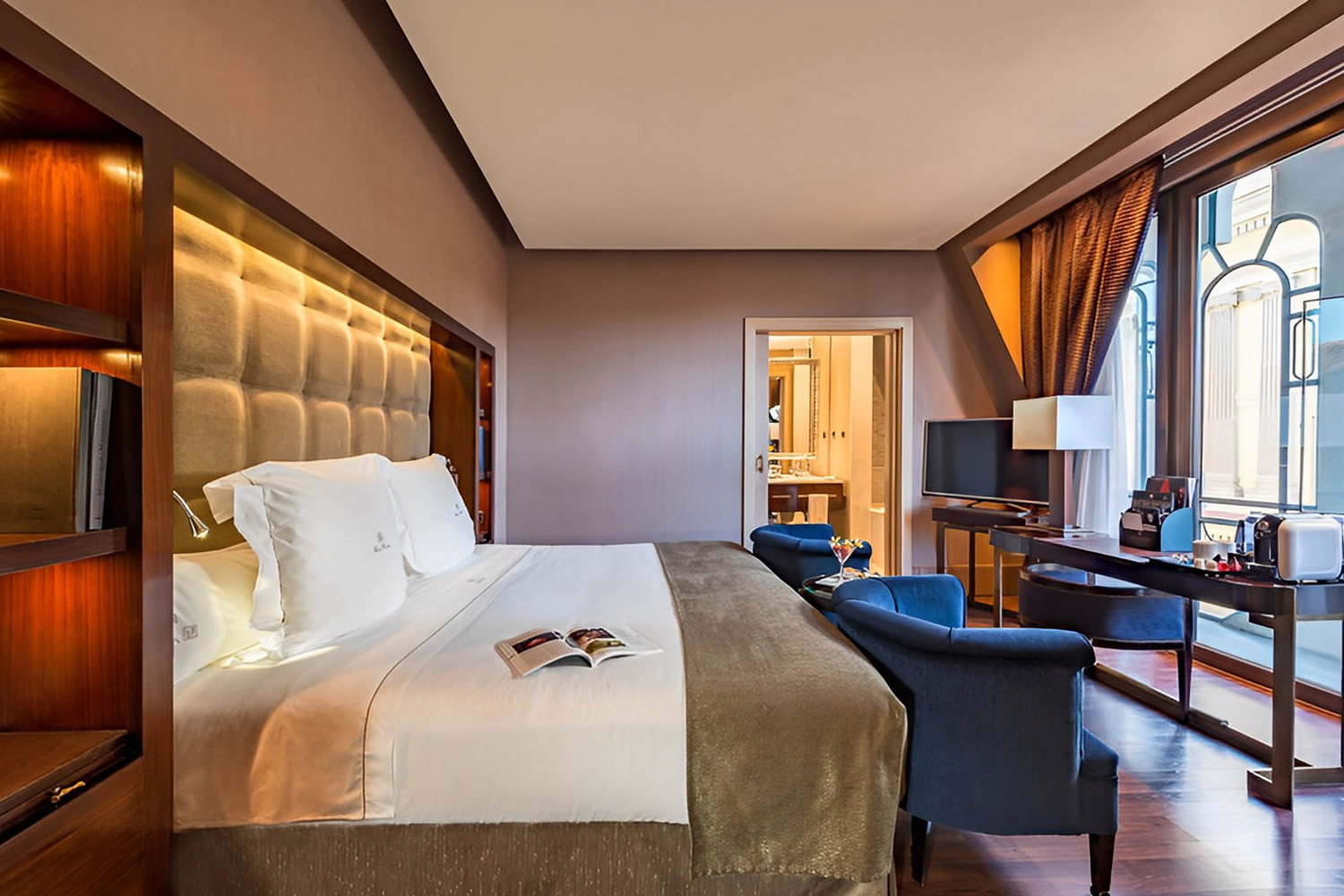 Superior Room LuxuriaVacations