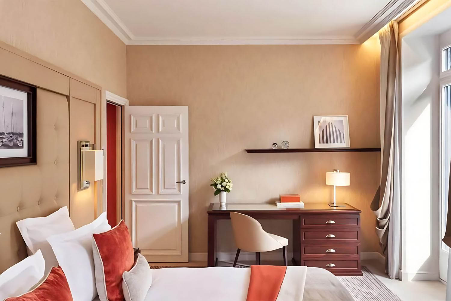 Superior Room LuxuriaVacations