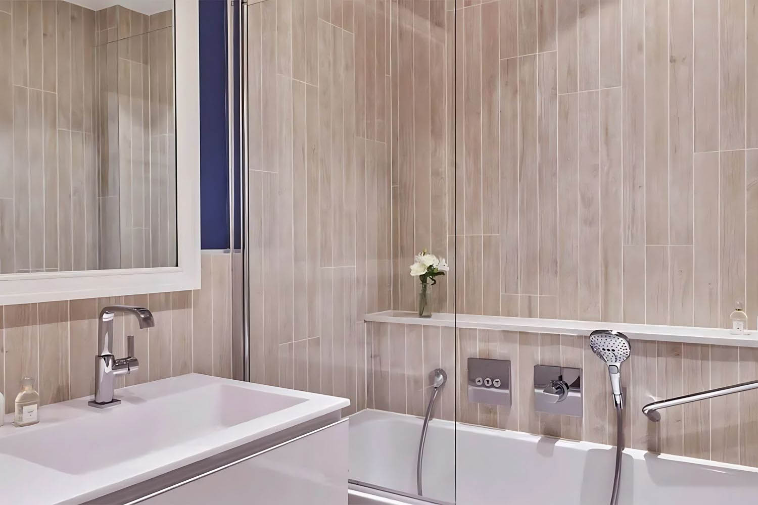Superior Room LuxuriaVacations