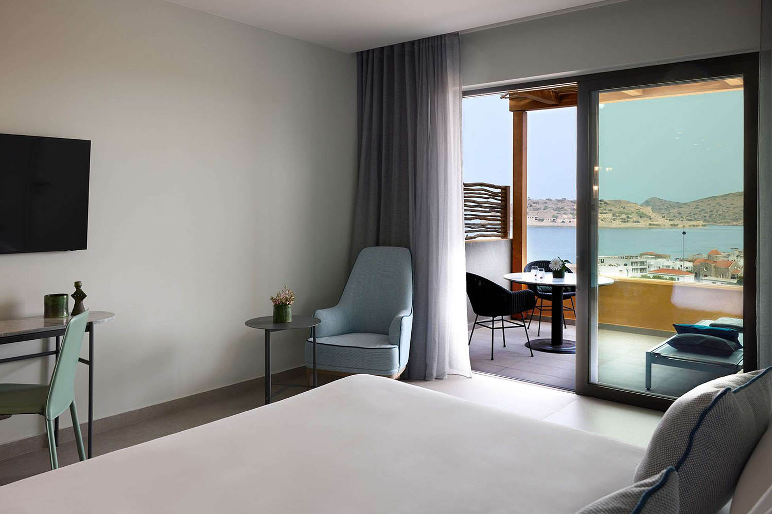 Superior Room - Sea View LuxuriaVacations