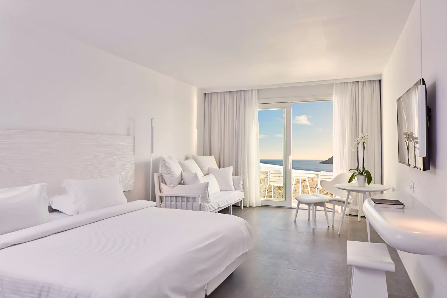 SUPERIOR Room Sea View with outdoor jacuzzi LuxuriaVacations